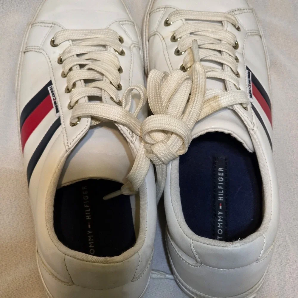 Tommy Hilfiger Twilightz Womens Shoes Size‎ 7 M Sneakers White Lace Up/Low Top